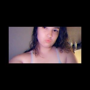 Meet your Posher, Ivy